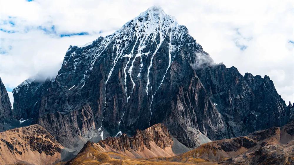 人生必走的经典户外线路,中国最虐的徒步线