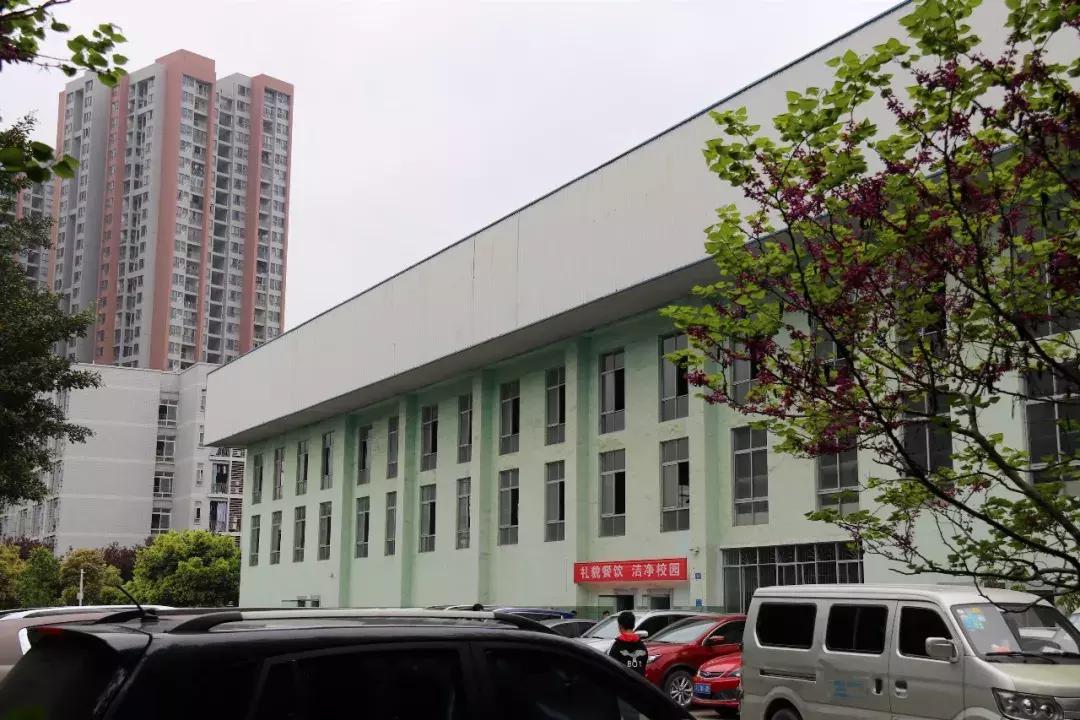 探秘北京大学食堂,四川探秘大学食堂