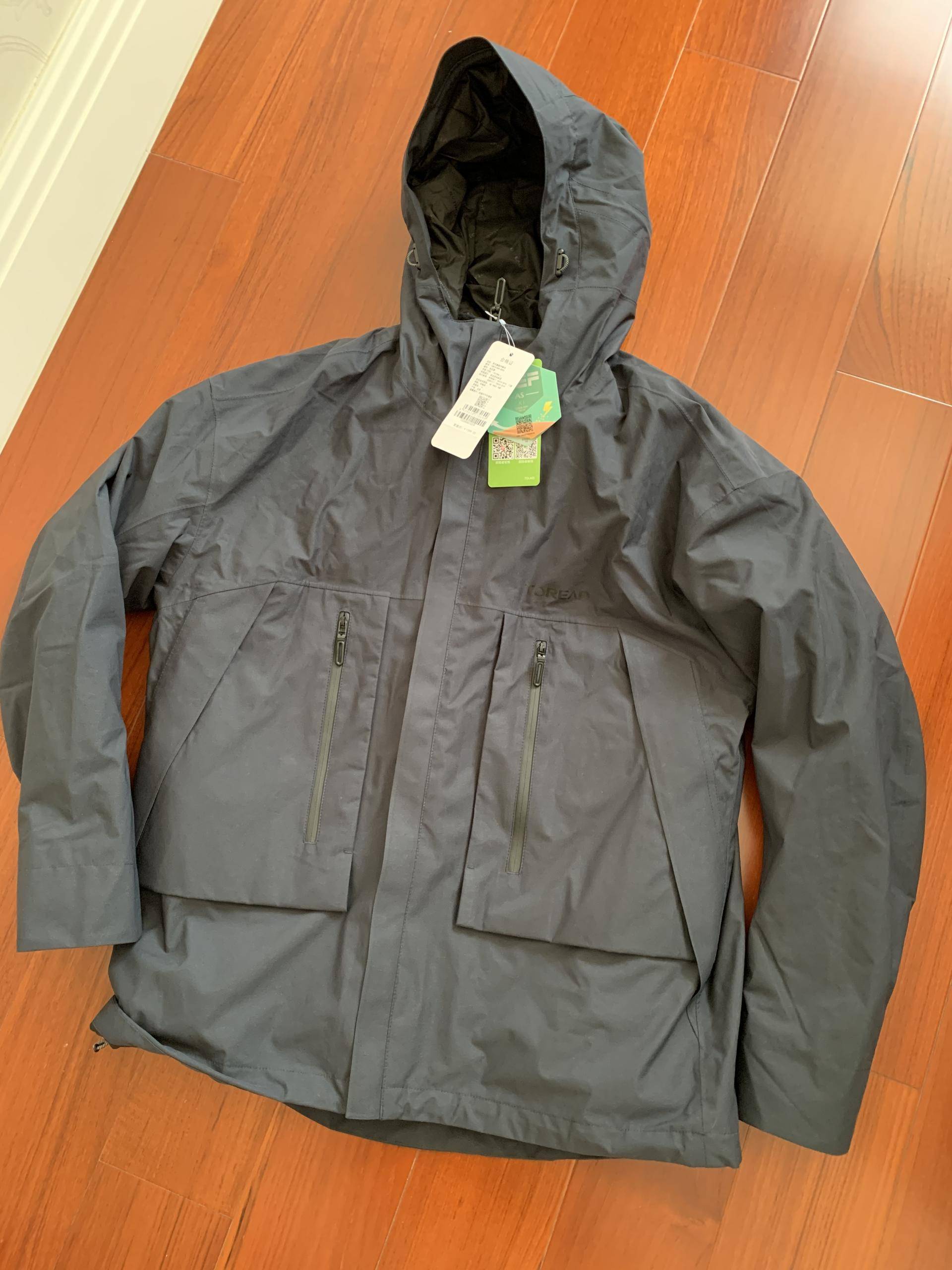 机能风冲锋衣探路者,探路者都市灰冲锋衣