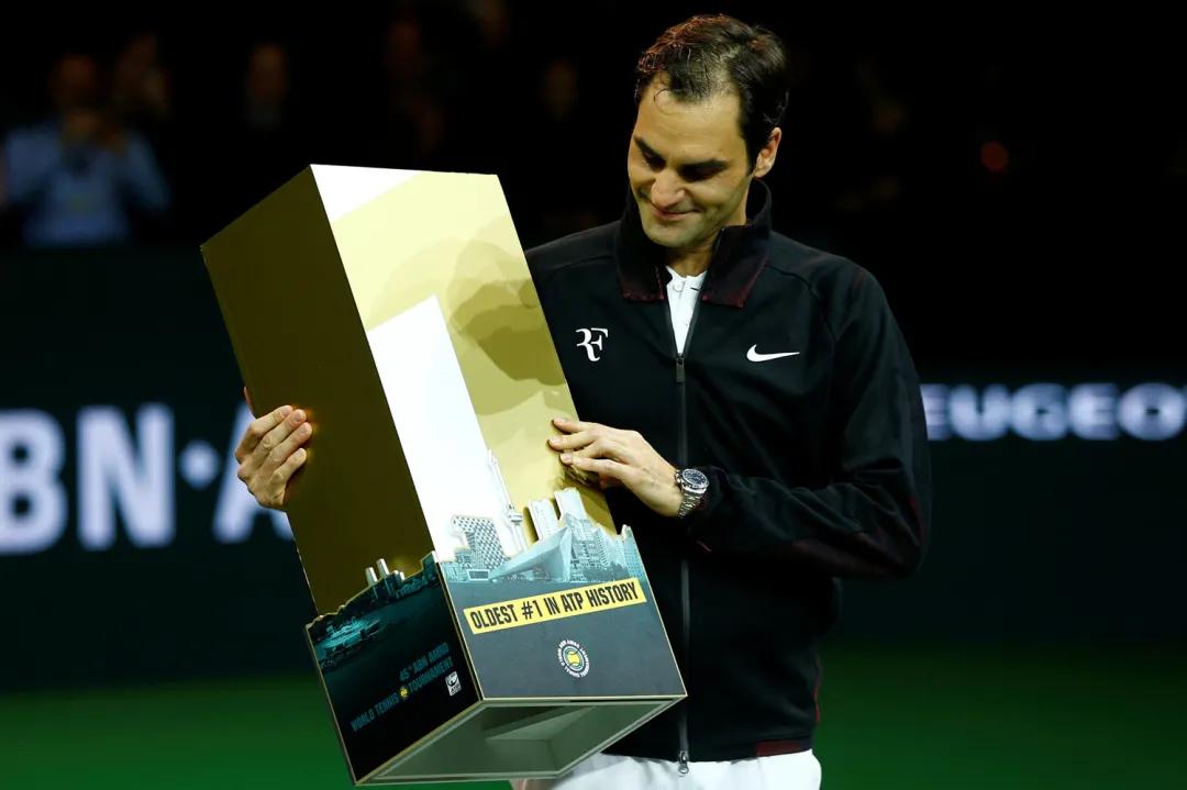 费德勒暖心时刻,费德勒1000胜庆祝