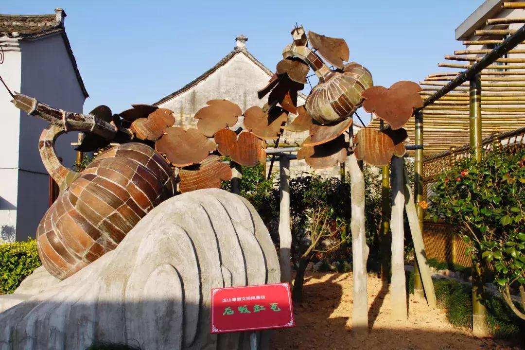 婺源油菜花田风景,藏于江西婺源深山中小村子