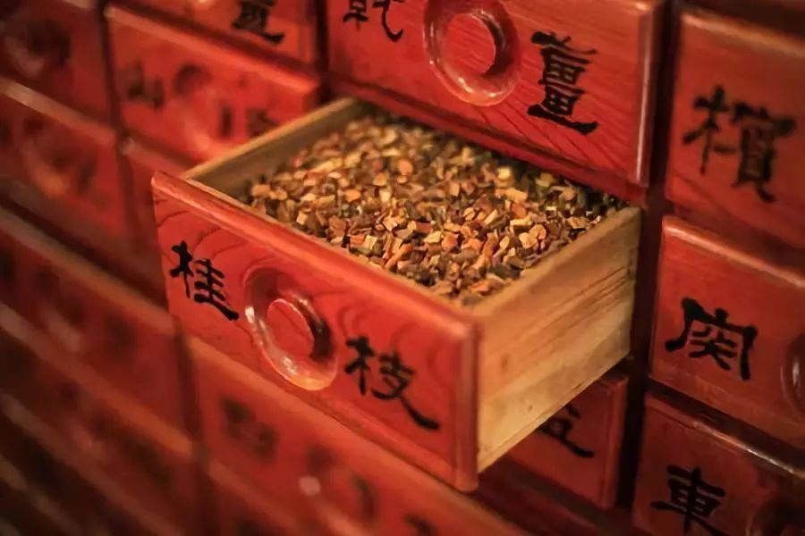 龙华医院脾胃科朱凌宇,朱凌宇中医