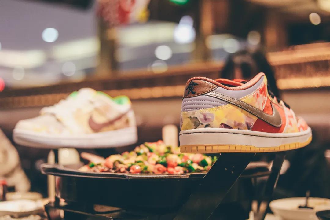 从台前到幕后，四位业内人士带你解析这双食神DunkSB