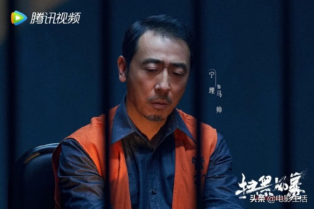 上线6小时*放播**量破亿，全网好评！《扫黑风暴》为何这么“强”？