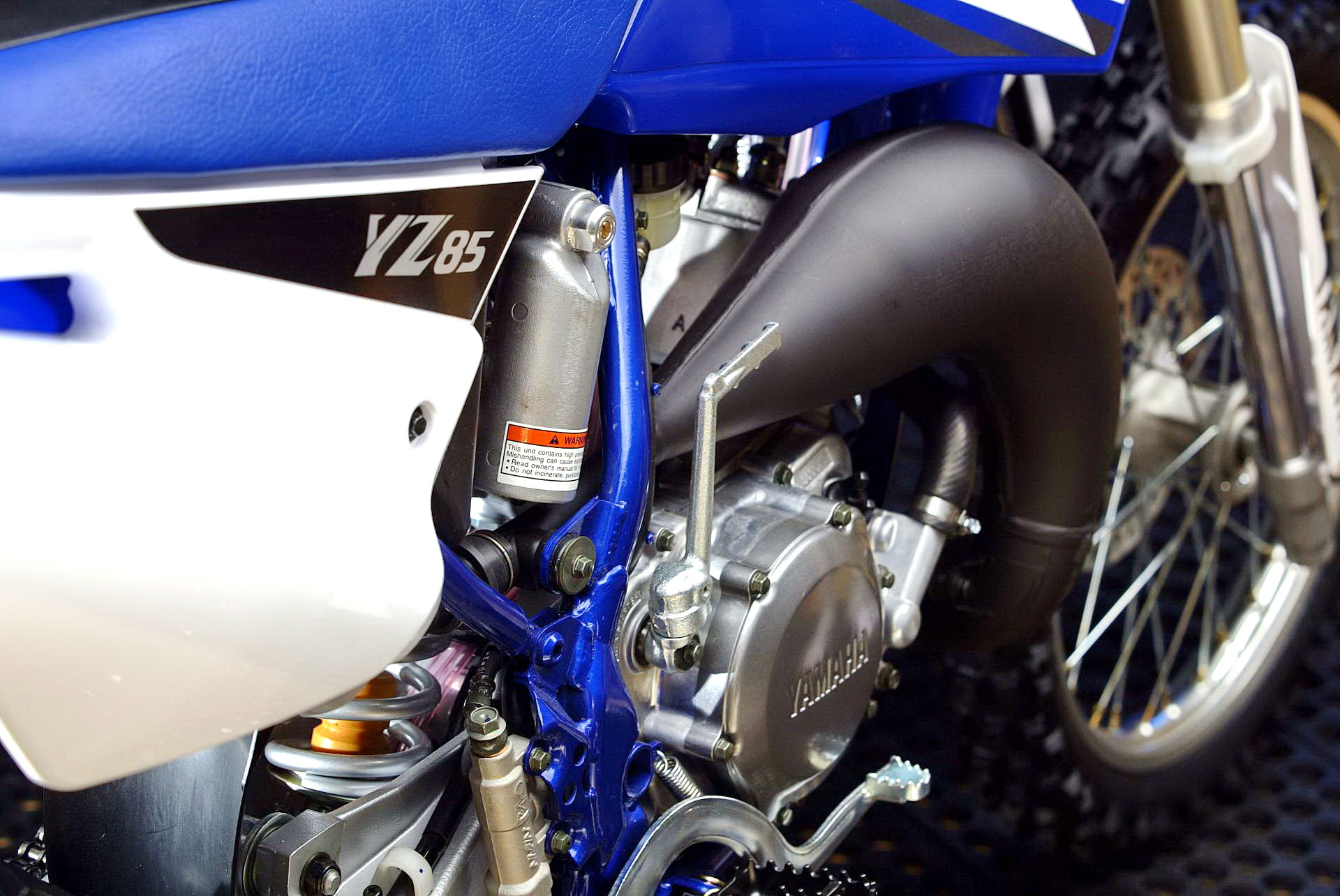 完全颠覆了我对漂移的认识,颠覆了我对比亚迪汽车的认知