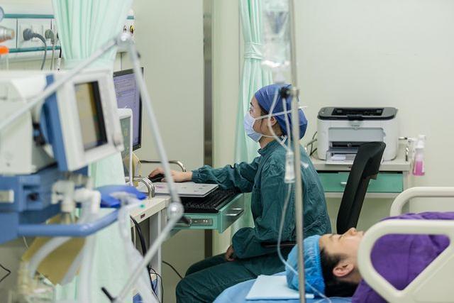 术后常见并发症低氧血症,麻醉复苏室低氧血症最常见原因