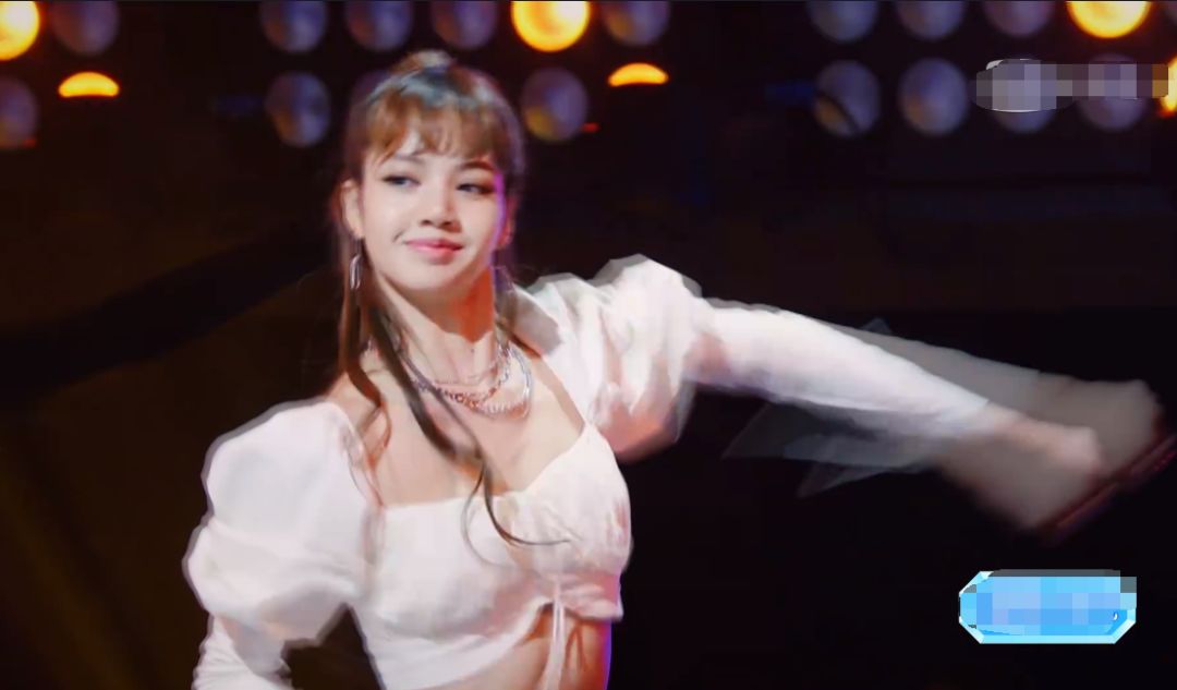 青你2选手如何吸引蔡徐坤,青你2lisa出场视频