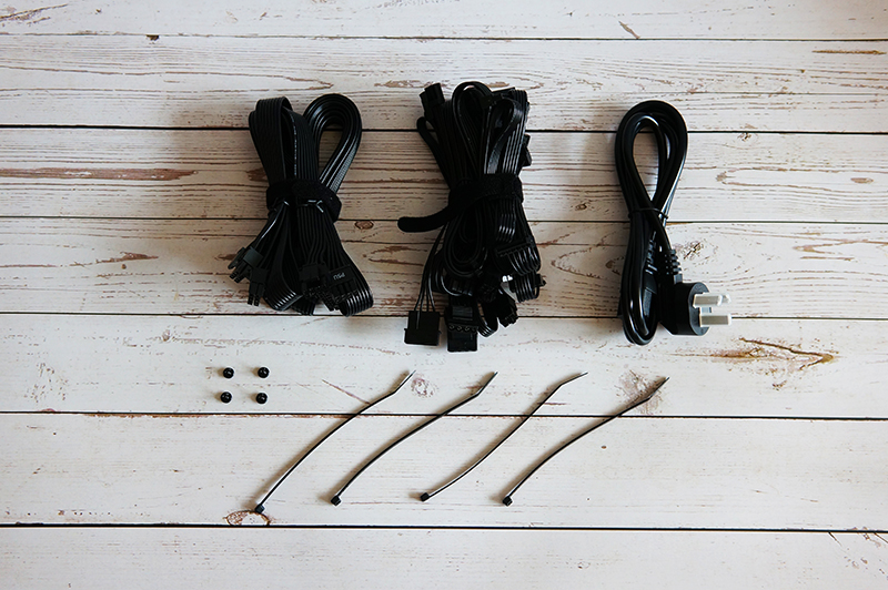 tt曜越650w,曜越智能电源怎么样