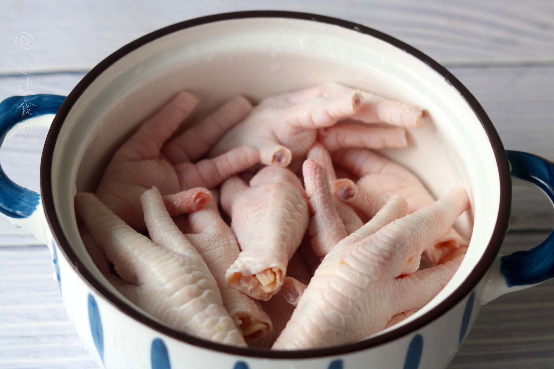 凤爪怎么焖软烂入味,凤爪怎么焖才好吃