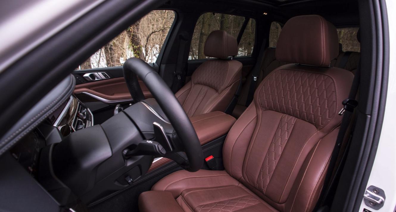 试驾国产宝马x53.0t跑高速,海外宝马x5柴油版冷启动