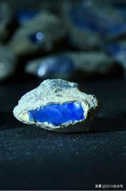 关于琥珀形成的资料,琥珀的种类及介绍