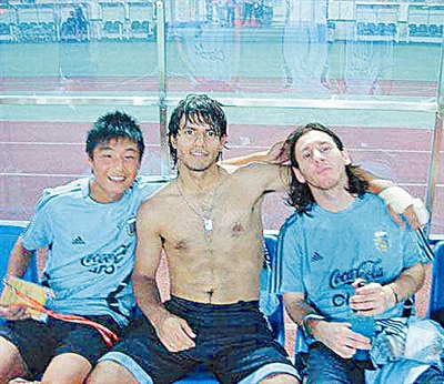 08奥运足球赛梅西回忆,回忆梅西在巴塞的瞬间