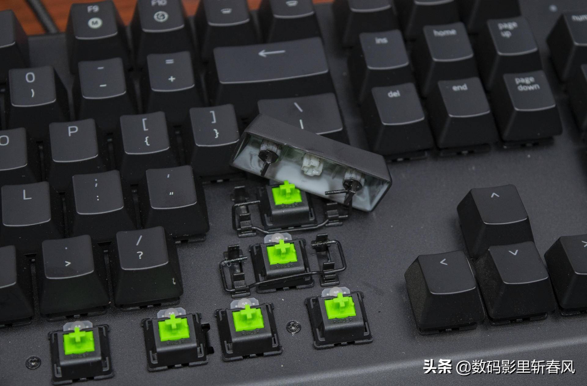 雷蛇黑寡妇蜘蛛幻彩版v2价格,雷蛇黑寡妇蜘蛛x幻彩版怎么清洗