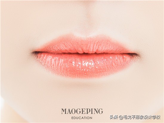 清爽蜜桃妆容,散发青春魅力粉红蜜桃妆容详解