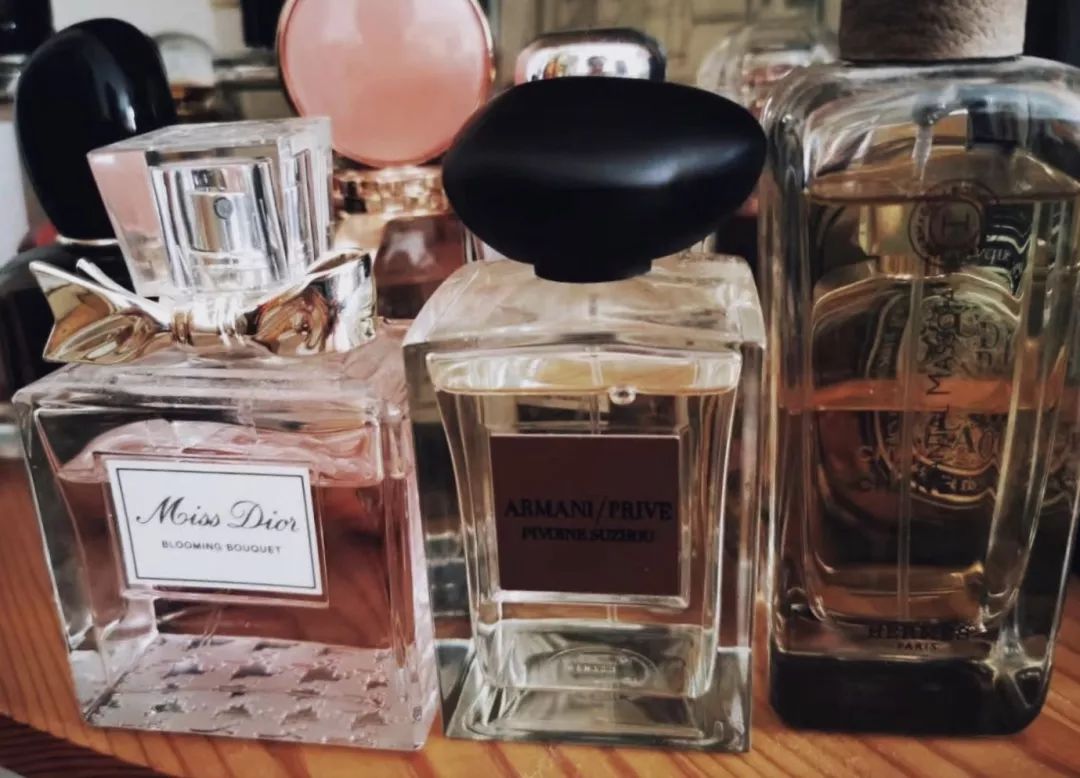 心情不好的时候闻闻香水味,心情不好的时候闻香水
