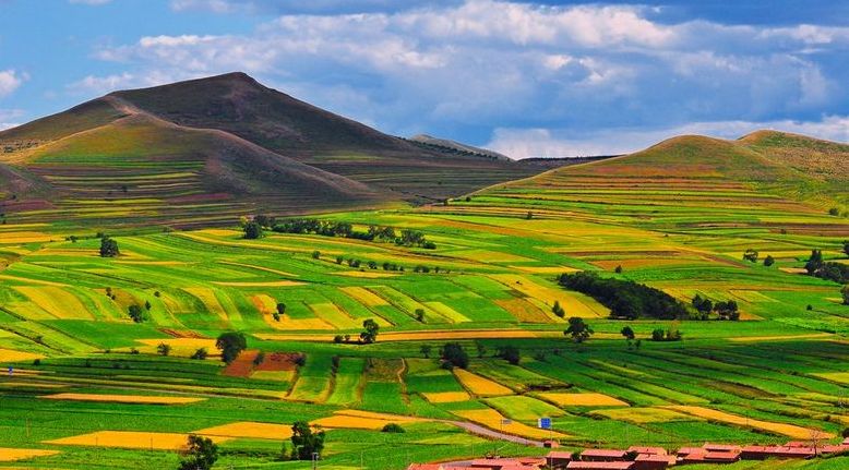 「992|动听河北」这条“天路”不仅最适合自驾游，还是一个武侠世界