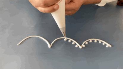 没有裱花袋裱花嘴泡芙奶油怎么挤,奶油裱花嘴怎么自做