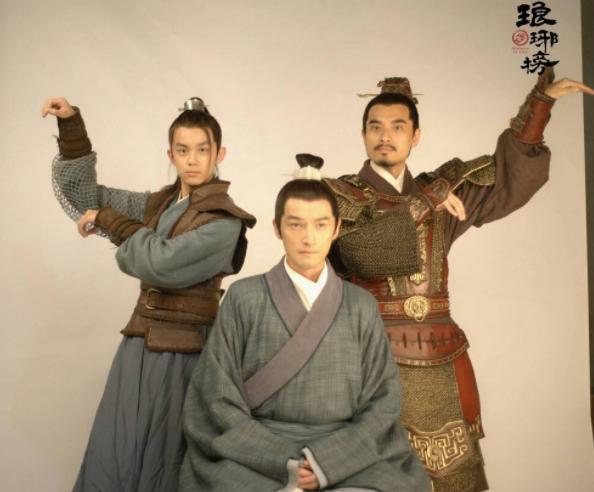 胡歌张译三大奖,张译胡歌最火的电影