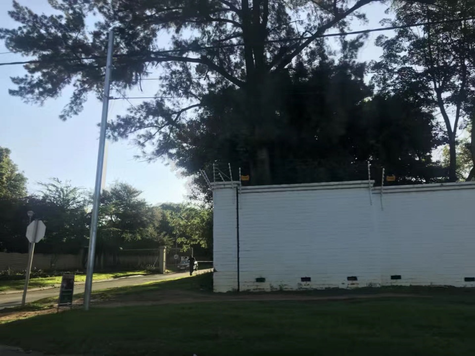 吸食*麻大**合法，*灯区红**明目张胆，荷兰为何还秩序井然，经济发达？