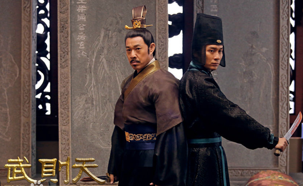 他是影帝，实力派演员，63岁越老越帅，与新妻的浪漫情史让人感佩