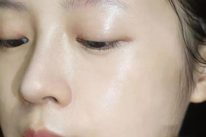 无需美颜轻松拥有水光肌,哪有天生的好底子