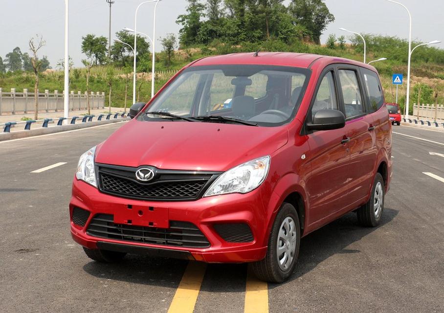 北汽推出豪华四座轿跑概念车,北汽昌河奥拓