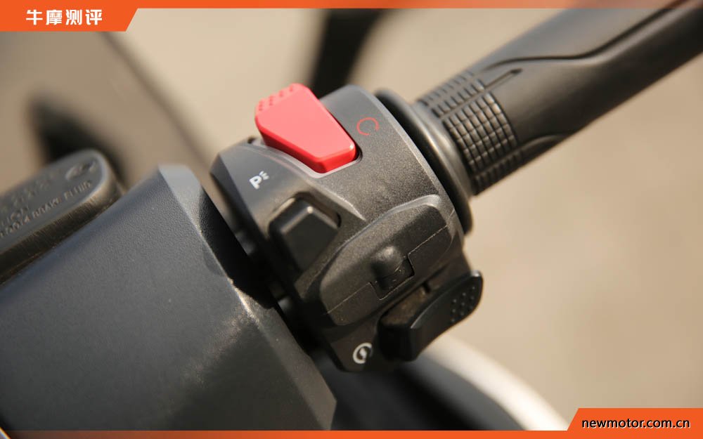 17.4l超大油箱续航350公里,油箱17升续航可达400公里