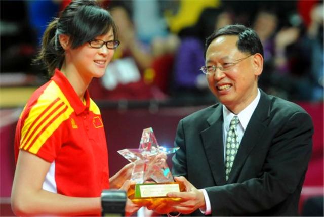 排球女神惠若琪嫁矮博士丈夫,惠若琪嫁个矮丈夫