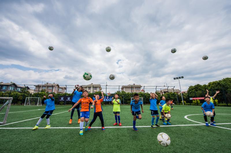 免费体验足球培训,免费体验足球课程