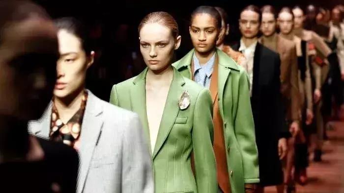 牛油果爆浆芝士三明治,牛油果三明治冰淇淋