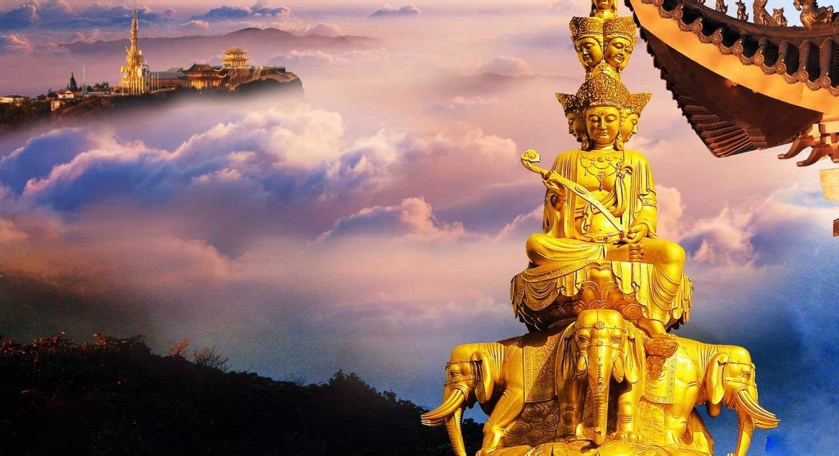 大巴车上买了“导游”的胶鞋，过会儿又来另一导游，说她才是真的