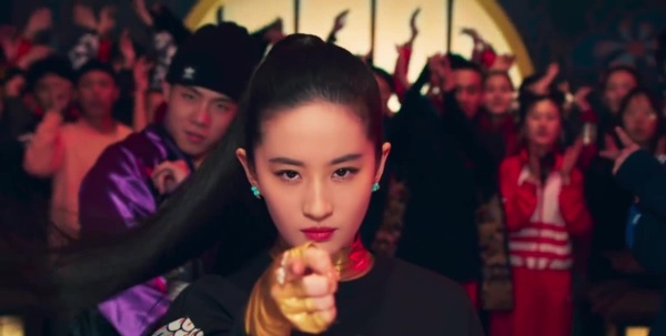 彭于晏易烊千玺刘亦菲原视频,刘亦菲易烊千玺阿迪达斯广告