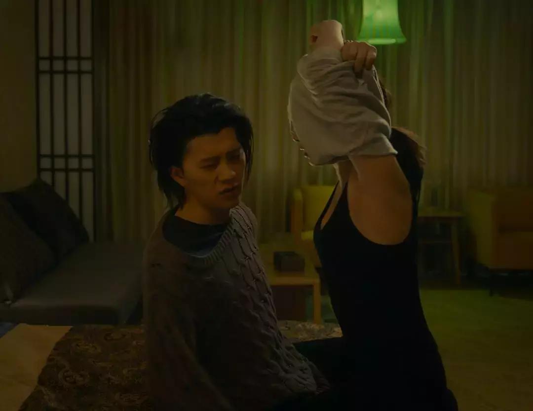 当一个女人说想和你交往,当女人和你说想爱谁就爱谁吧