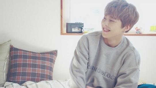 金珉锡solo开箱,金珉锡solo图