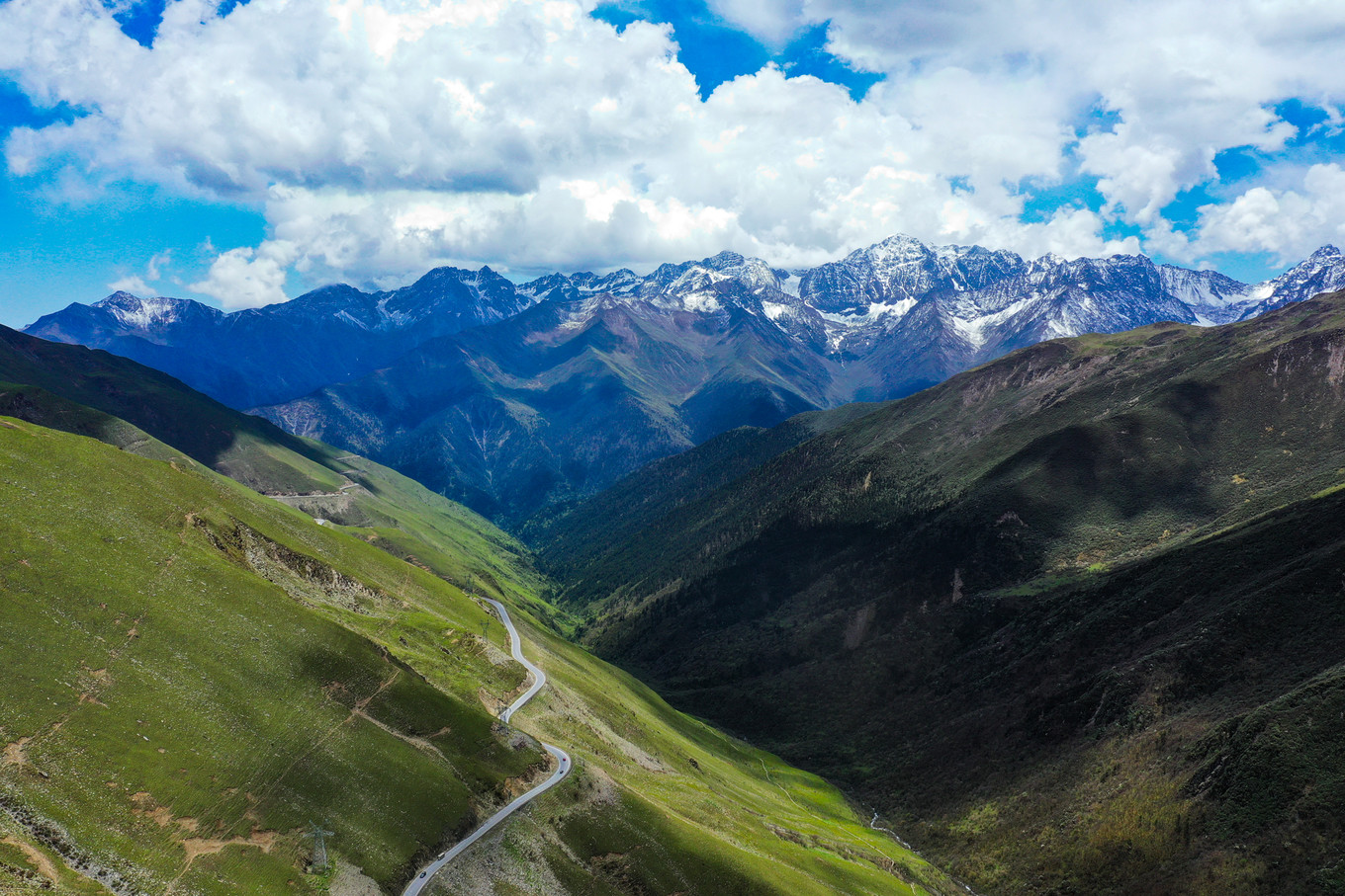 距离成都最近的户外天堂，这里比瑞士、阿尔卑斯还美