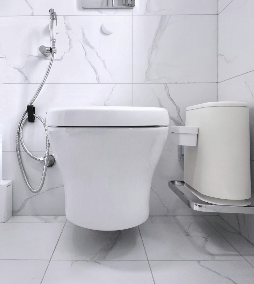 越来越多人卫生间这样布置真高级,卫生间装柜子和马桶注意事项