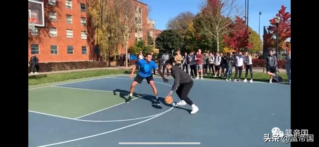 两层三秒区、三条三分线?看完这些感觉不认识篮球场了