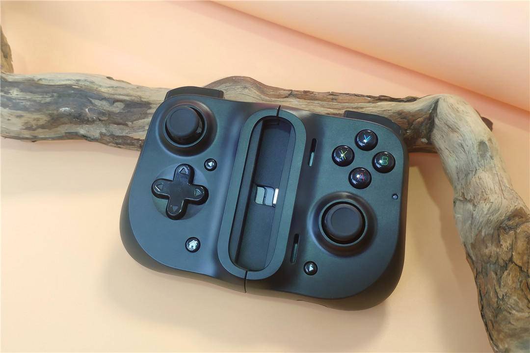 雷蛇骑仕手柄v2兼容什么游戏,雷蛇骑仕手柄v2深度测评