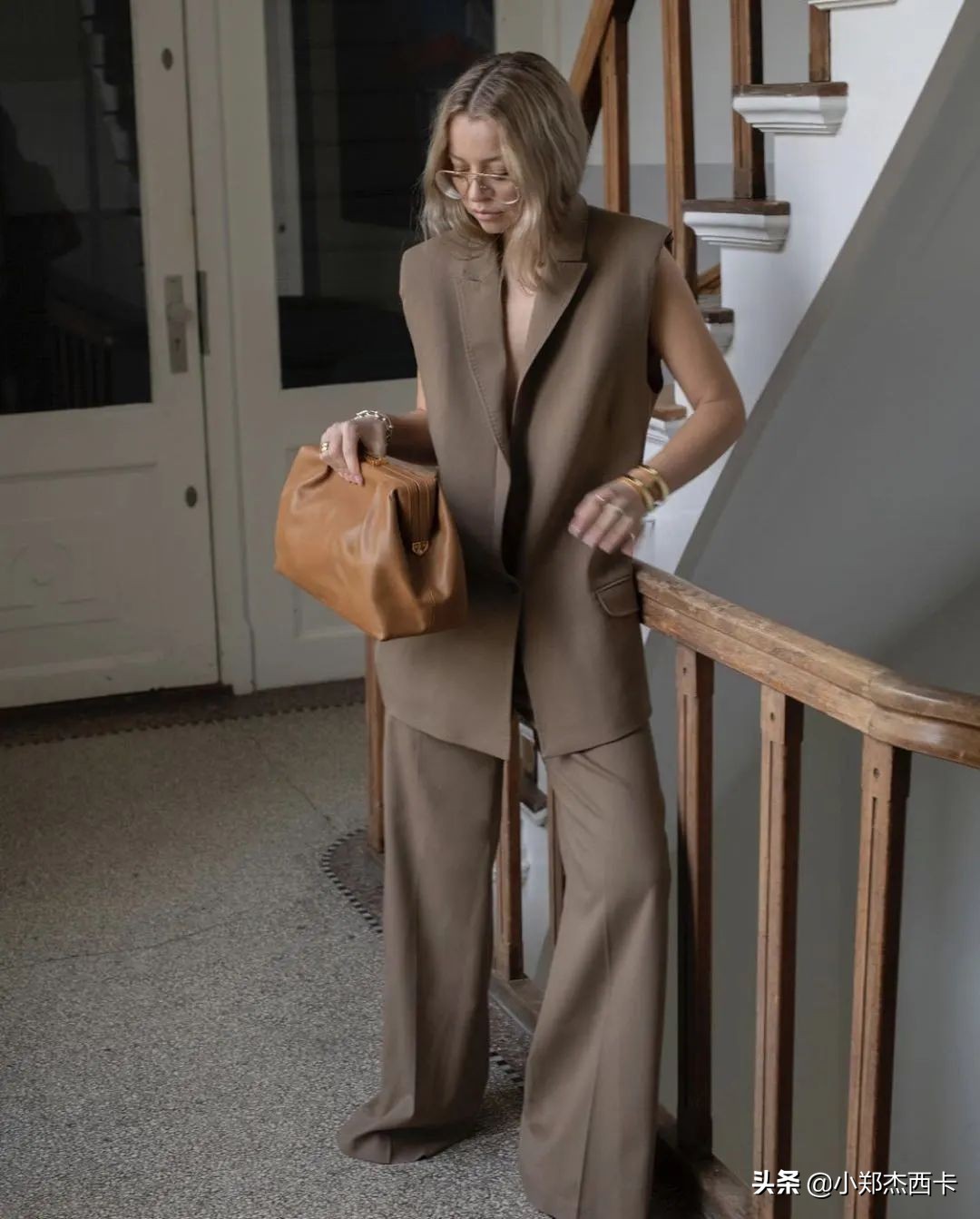 这个单品太绝了，贝嫂、丹麦玛丽王妃、周雨彤、刘雯都pick了它