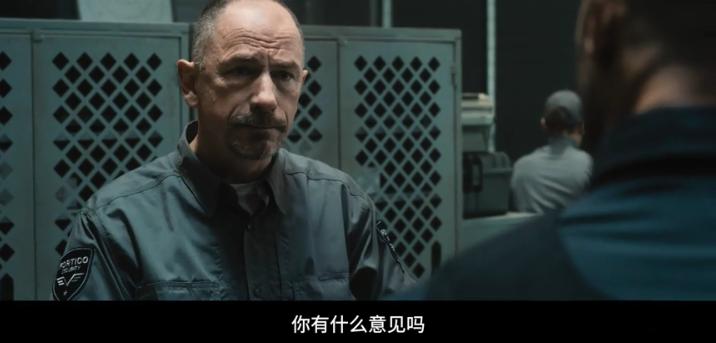 著名“怪胎”大导演最新*片爽**，冲这光头主演我就燃爆了