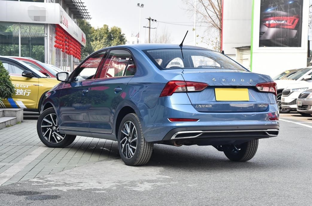 油耗低价格在5万左右的车有哪些,油耗5升左右便宜二手车