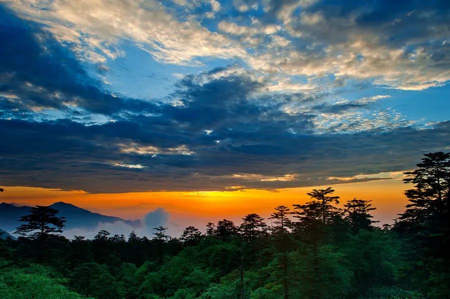 四川普贤菩萨攻略,四川峨眉山普贤菩萨最灵的寺庙