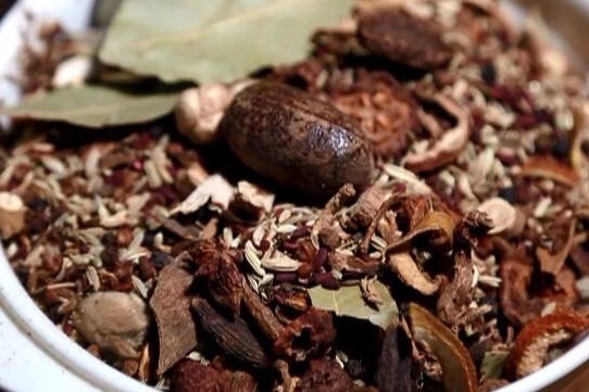 听说这个“不老”的食物，不仅店内可以购买，还能快递到家，生意火爆