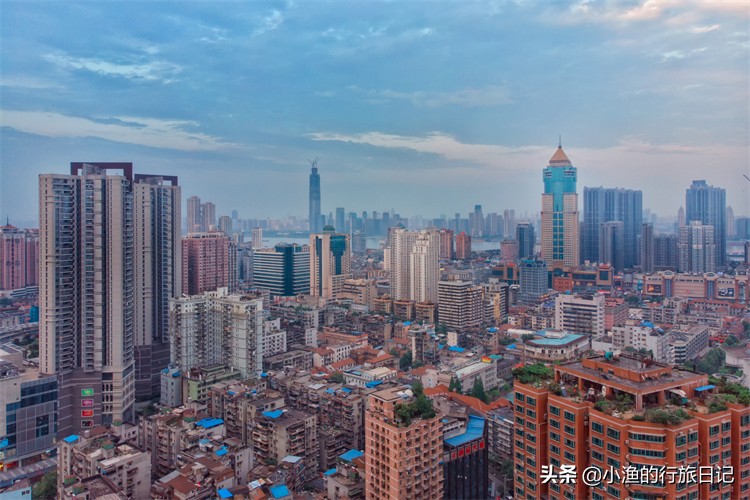 第一次去武汉被震撼到,西安妹子到成都旅游8次