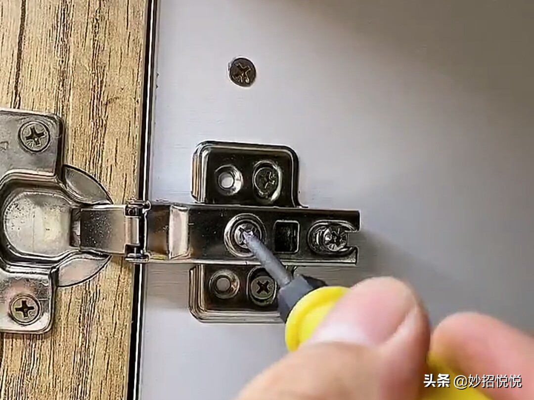 鞋柜门关不上,鞋柜门扣不上小妙招