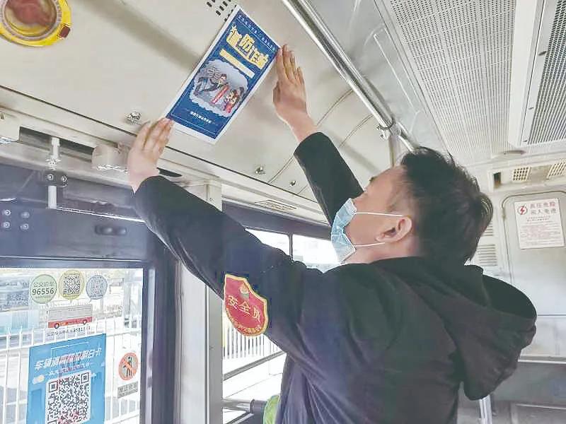 “收完定金给恁全拉黑”毛子哥出歌抨击口罩诈骗