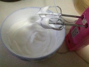 做蛋糕的黄油奶油应该怎么保存,蛋糕奶油做好怎么保存才不会溶呢