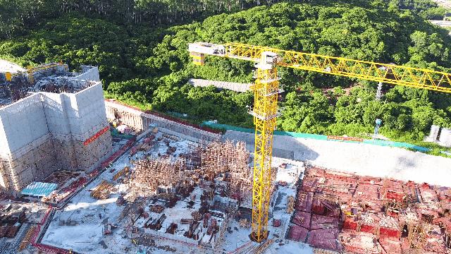 增城万科城：没车寸步难行，全靠“广附牌”揽客？