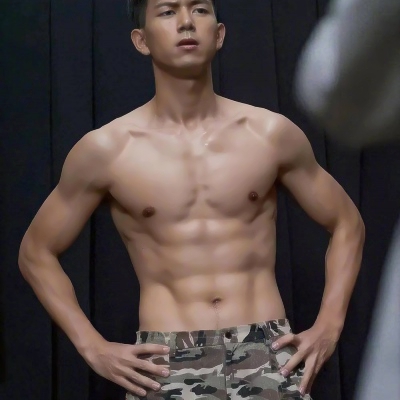 蔡徐坤和王俊凯的颜值对比,蔡徐坤身高对比王俊凯