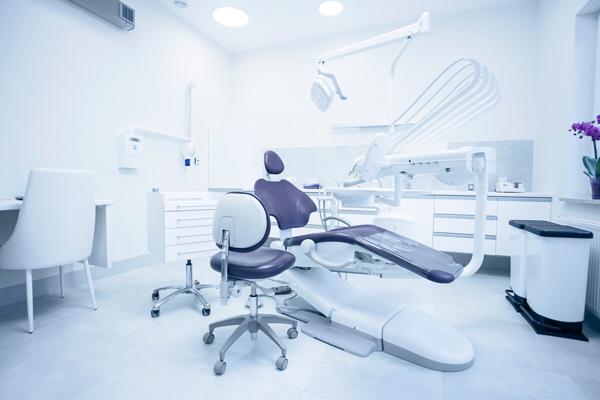 牙科要具备哪些机器设备,牙科设备好维修吗